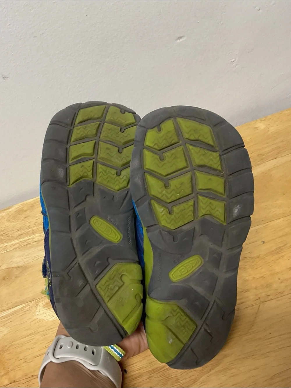 Keen shoes have